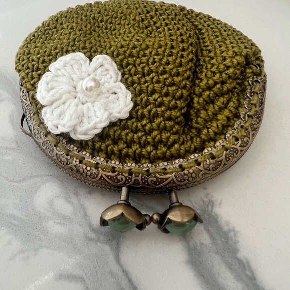 Beautiful 👛Crochet Kisslock Coin Purse - Picture 8 of 15